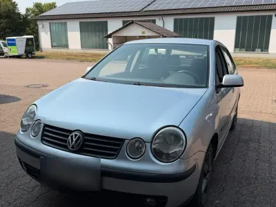 Gebraucht VW Polo 65 PS (47 kW) 2002 Silber Kleinwagen