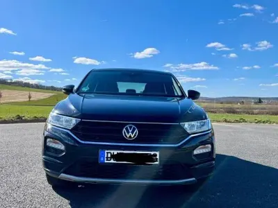 Używany VW T-Roc Sport 190 KM (139 kW) 2021 Czarny SUV