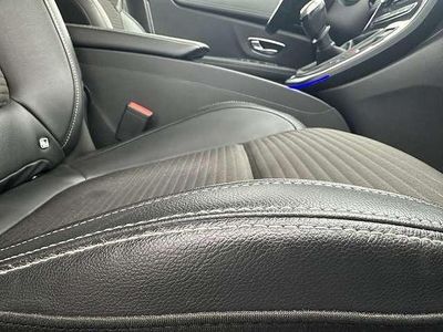 Gebraucht Renault Scénic III Bose Edition 132 PS (97 kW) 2016 Silber metallic