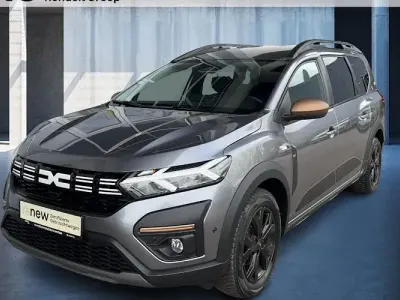 Usata Dacia Jogger Extreme 110 CV (80 kW) 2024 Grigio Monovolume