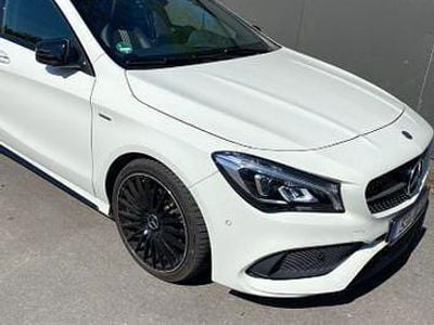 Mercedes CLA200