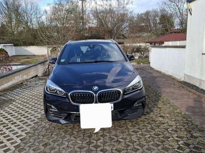 BMW 218