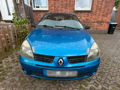 Gebraucht Renault Clio 75 PS (55 kW) 2005 Blau Kleinwagen