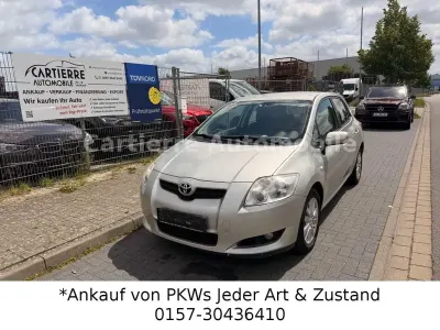 Gebraucht Toyota Auris Luna 124 PS (91 kW) 2007 Silber Kleinwagen