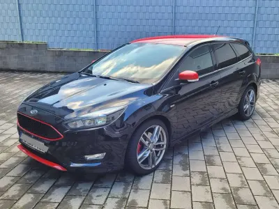 Gebraucht Ford Focus ST-Line 150 PS (110 kW) 2018 Schwarz Kombi