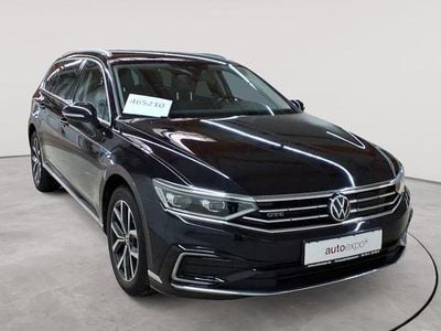 Deep black perleffekt Gebraucht 2021 VW Passat GTE Kombi | 21.590 € (Superpreis)