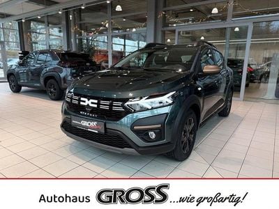 Neu Dacia Sandero Extreme 101 PS (74 kW) 2025 Gruen SUV