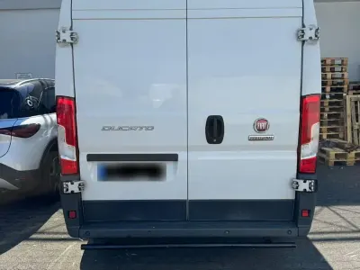 Gebraucht Fiat Ducato 150 PS (110 kW) 2018 Weiß Van