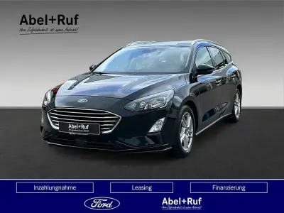 Gebraucht Ford Focus Cool & Connect 120 PS (88 kW) 2020 Schwarz Limousine