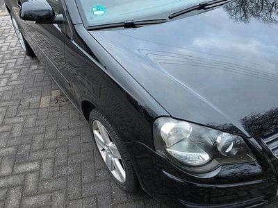 Gebraucht VW Polo 60 PS (44 kW) 2009 Schwarz Kleinwagen