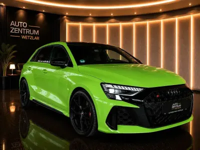 Gebraucht Audi RS3 Sport 400 PS (294 kW) 2026 Grün Limousine