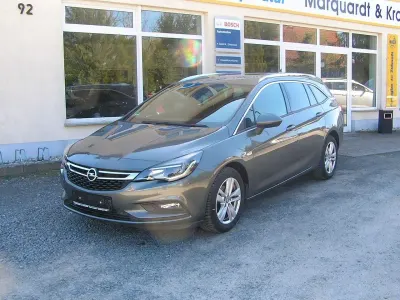 Gebraucht Opel Astra Dynamic 125 PS (91 kW) 2018 Grau Kombi
