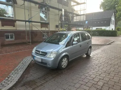 Gebraucht Opel Meriva 87 PS (63 kW) 2003 Silber Van / Kleinbus