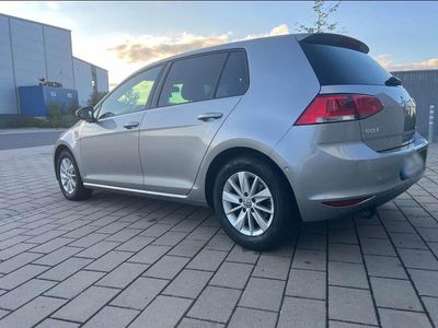 Gebraucht VW Golf VII 110 PS (80 kW) 2014 Grau Kleinwagen