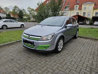 Gebraucht Opel Astra 105 PS (77 kW) 2006 Grau Kleinwagen