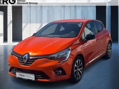 Gebraucht Renault Clio V Zen 91 PS (66 kW) 2022 Orange Limousine