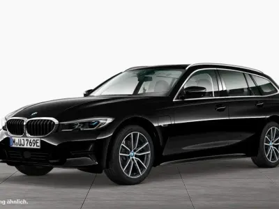 Gebraucht BMW 330e 292 PS (214 kW) 2022 Schwarz ii Kombi