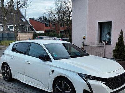 Weiß Gebraucht 2022 Peugeot 308 GT Limousine | 22.500 € (Teuer)