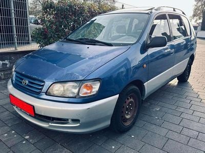 Gebraucht Toyota Picnic 128 PS (94 kW) 2000 Blau Van / Kleinbus