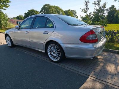 Mercedes E280