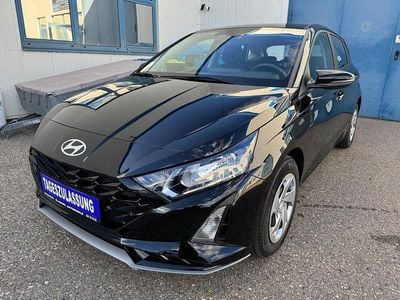 Nowe Hyundai i20 Comfort 101 KM (74 kW) 2025 Czarny Sedan/Limuzyna