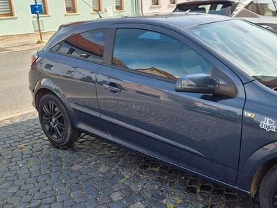 Opel Astra GTC