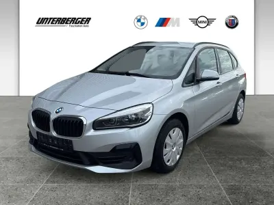 Gebraucht BMW 218 Active Tourer 150 PS (110 kW) 2021 Glaciersilber Van / Kleinbus