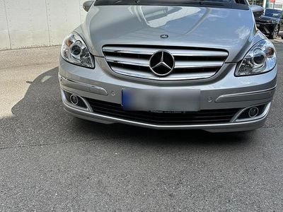 Mercedes B150
