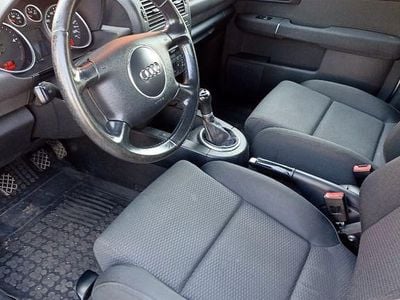 Gebraucht Audi A2 90 PS (66 kW) 2005 Grau Kleinwagen