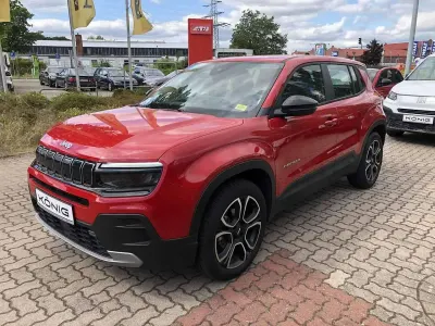 Gebraucht Jeep Avenger Altitude 101 PS (74 kW) 2023 Rot SUV