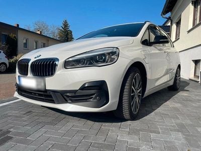 Gebraucht BMW 225 Performance 224 PS (164 kW) 2018 Weiß Kombi