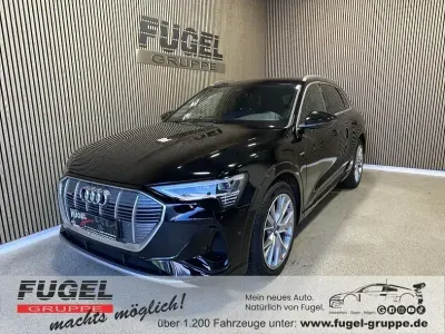Gebraucht Audi e-tron S-Line 300 kW (408 PS) 2022 Brillantschwarz SUV