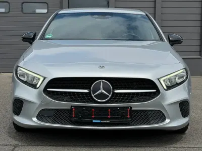 Gebraucht Mercedes A200 150 PS (110 kW) 2021 Silber Limousine