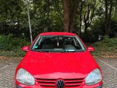 Rot Gebraucht 2006 VW Golf V | 1.450 € (Fairer Preis)