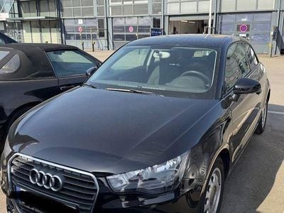 Gebraucht Audi A1 Attraction 86 PS (63 kW) 2011 Schwarz Kleinwagen