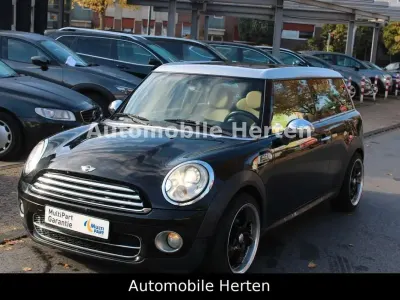 Gebraucht Mini Cooper D 109 PS (80 kW) 2009 Midnight black metallic Kleinwagen