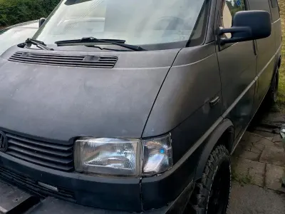 Gebraucht VW T4 68 PS (50 kW) 1998 Schwarz Van