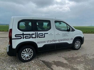 Weiß Gebraucht 2020 Peugeot Rifter Active Van / Kleinbus | 10.300 € (Fairer Preis)