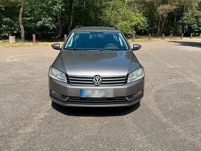 Gebraucht VW Passat 122 PS (89 kW) 2011 Andere farben Kombi