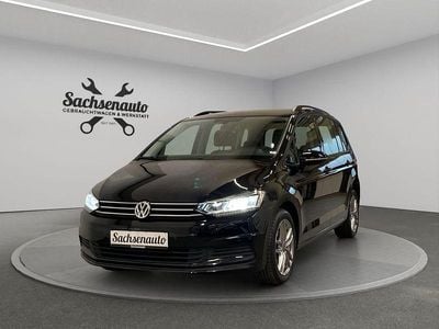 Schwarz Gebraucht 2017 VW Touran Van / Kleinbus | 19.900 € (Teuer)