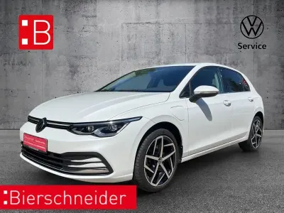 Gebraucht VW Golf VIII Pro 204 PS (150 kW) 2022 Weiss Limousine