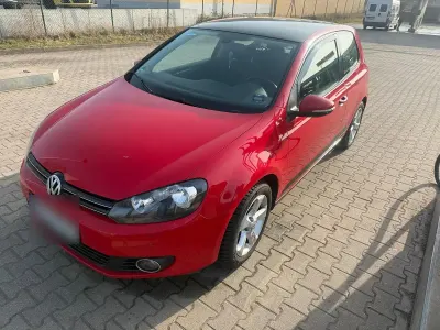 Używany VW Golf VII Sport 105 KM (77 kW) 2012 Czerwony Sedan/Limuzyna