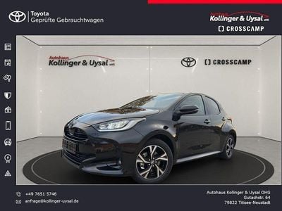 Grün Neu 2025 Toyota Yaris Hybrid Limousine | 23.980 € (Guter Preis)