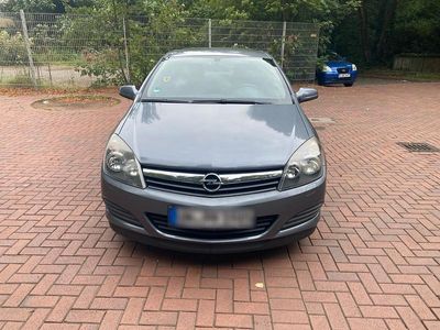 Opel Astra GTC
