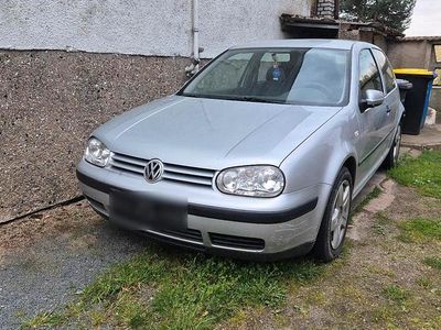 Gebraucht VW Golf 116 PS (85 kW) 2002 Silber Coupé