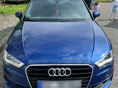Gebraucht Audi A3 Sportback S-Line 150 PS (110 kW) 2014 Blau Kleinwagen