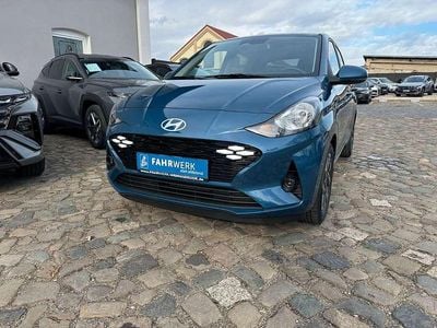 Neu Hyundai i10 GO! 79 PS (58 kW) 2025 Blau Kleinwagen