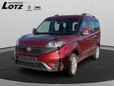 Rot Gebraucht 2019 Fiat Doblò Lounge Van / Kleinbus | 12.990 € (Etwas zu teuer)