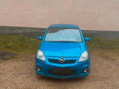 Blau Gebraucht 2005 Opel Zafira OPC Van / Kleinbus | 4.400 € (Fairer Preis)