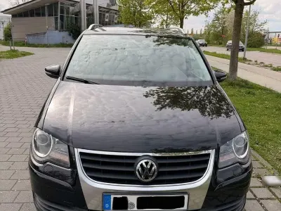 Gebraucht VW Touran 140 PS (102 kW) 2009 Schwarz Van / Kleinbus